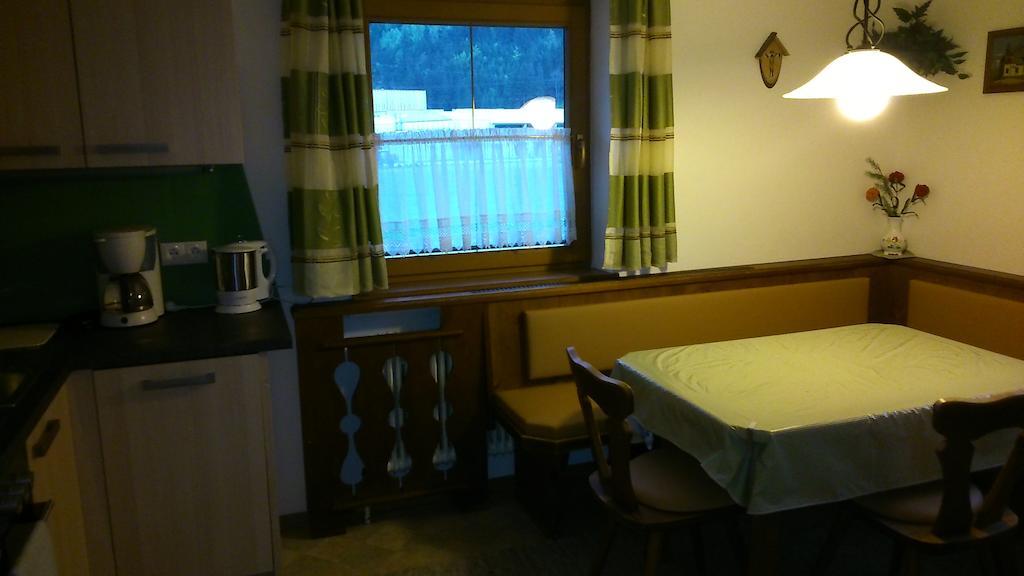 Haus Schiestl Apartment Zell am Ziller Phòng bức ảnh