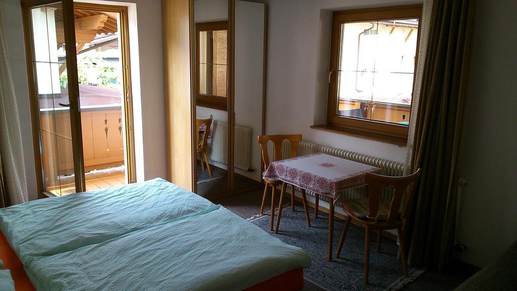 Haus Schiestl Apartment Zell am Ziller Phòng bức ảnh
